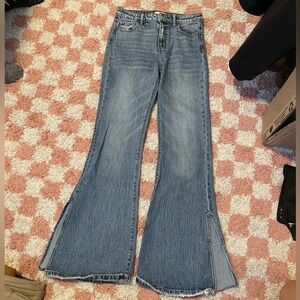 CELLO size 5 high waisted flare jeans with slits